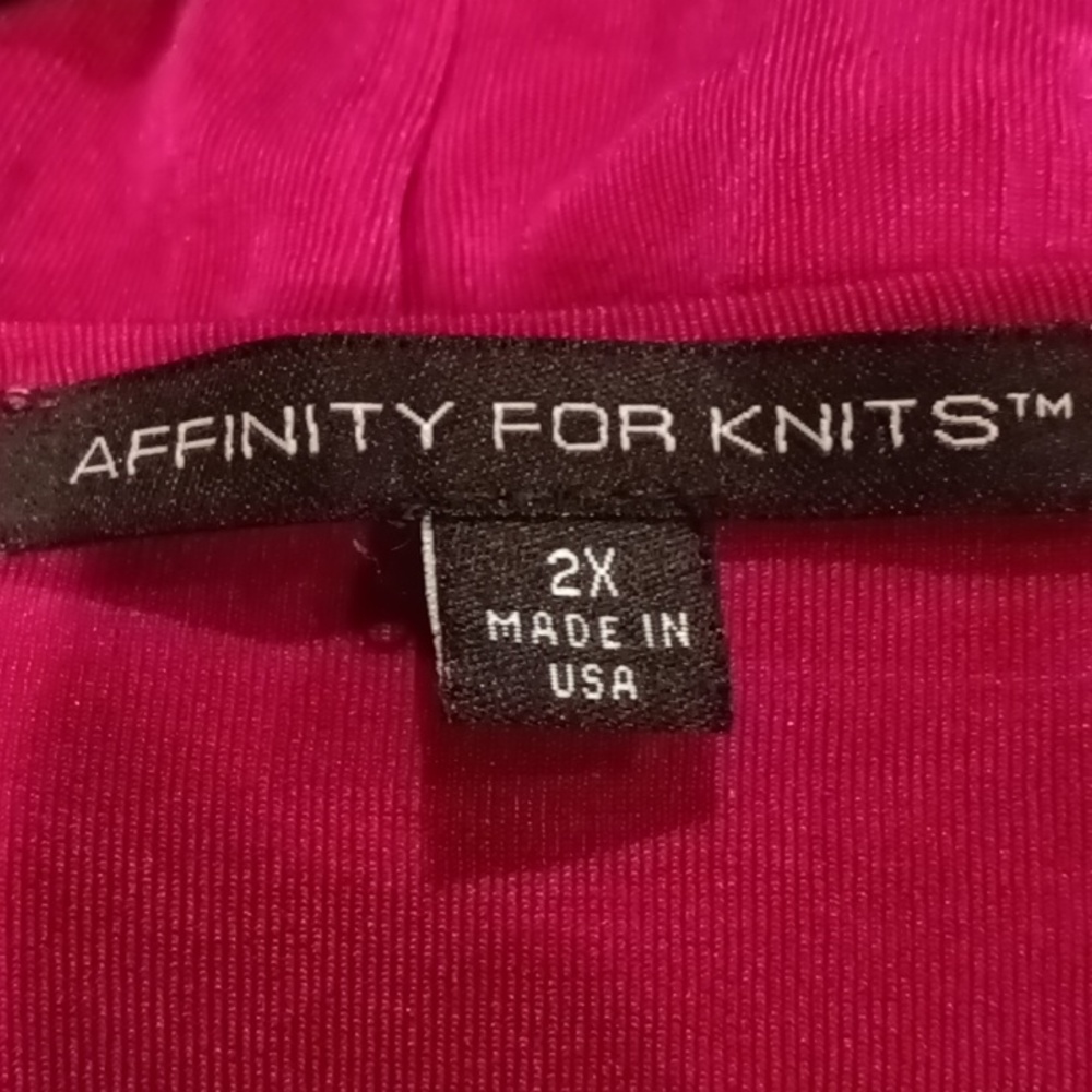 AFFINITY FOR KNITS wine colored cut-out sleeve blouse w elastic waist & belt 2X